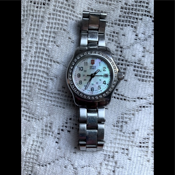 swiss army Jewelry - Ladies Swiss Army diamond watch